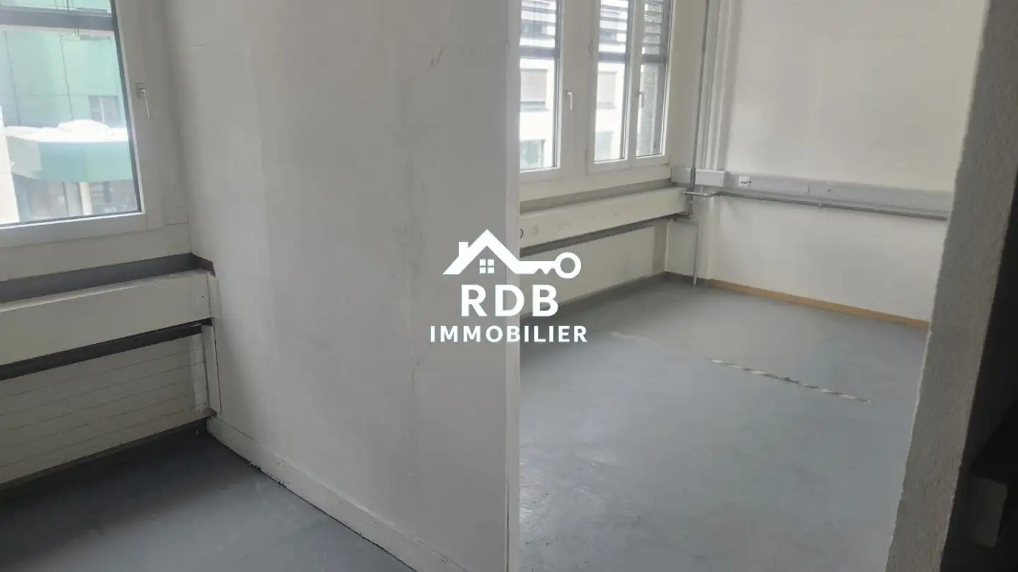 Werkstatt mieten - Rue Fritz-Courvoisier 103, 2300 La Chaux-de-Fonds - Foto 4