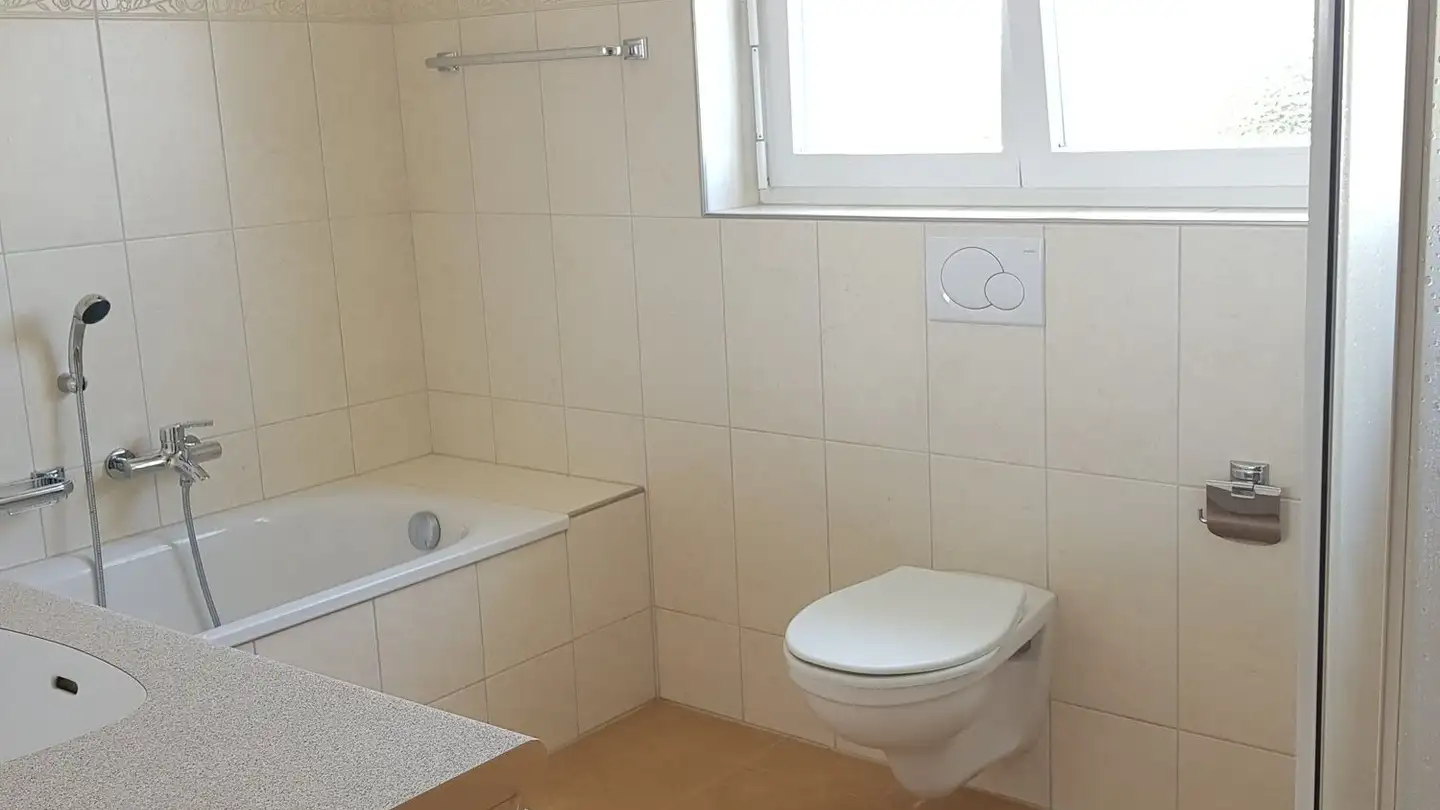 Wohnung mieten - Champs Saint-Martin 41, 2942 Alle - Foto 3