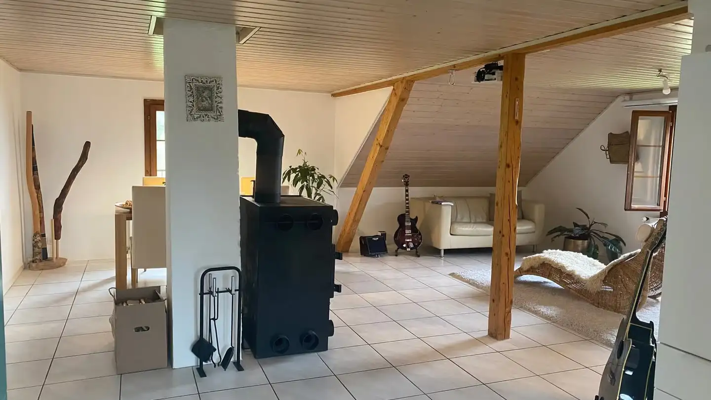 Attique à louer - Mättelistrasse 6, 6404 Greppen - Photo 2