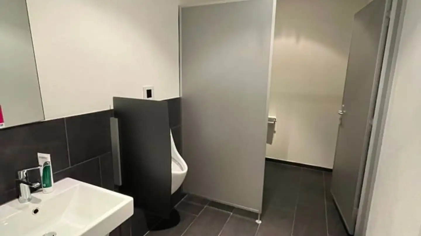 Spazio ufficio in affitto - Engelhölzlistrasse 7f, 8645 Jona - Photo 3