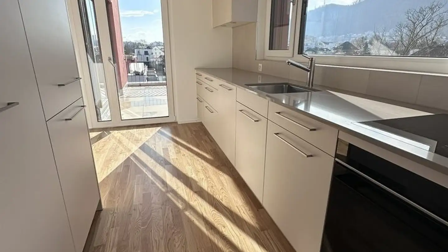 Penthouse for rent - Albisriederstrasse 276, 8047 Zürich - Photo 4