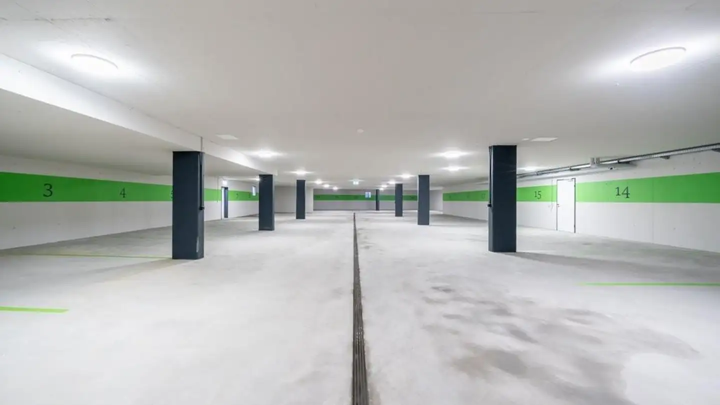 Place de parking souterraine à louer - Weidstrasse 1, 4656 Starrkirch-Wil