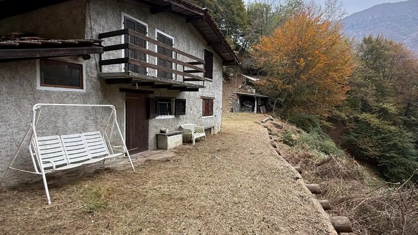 Single house for sale - Strada De Cürtina, 6959 Curtina