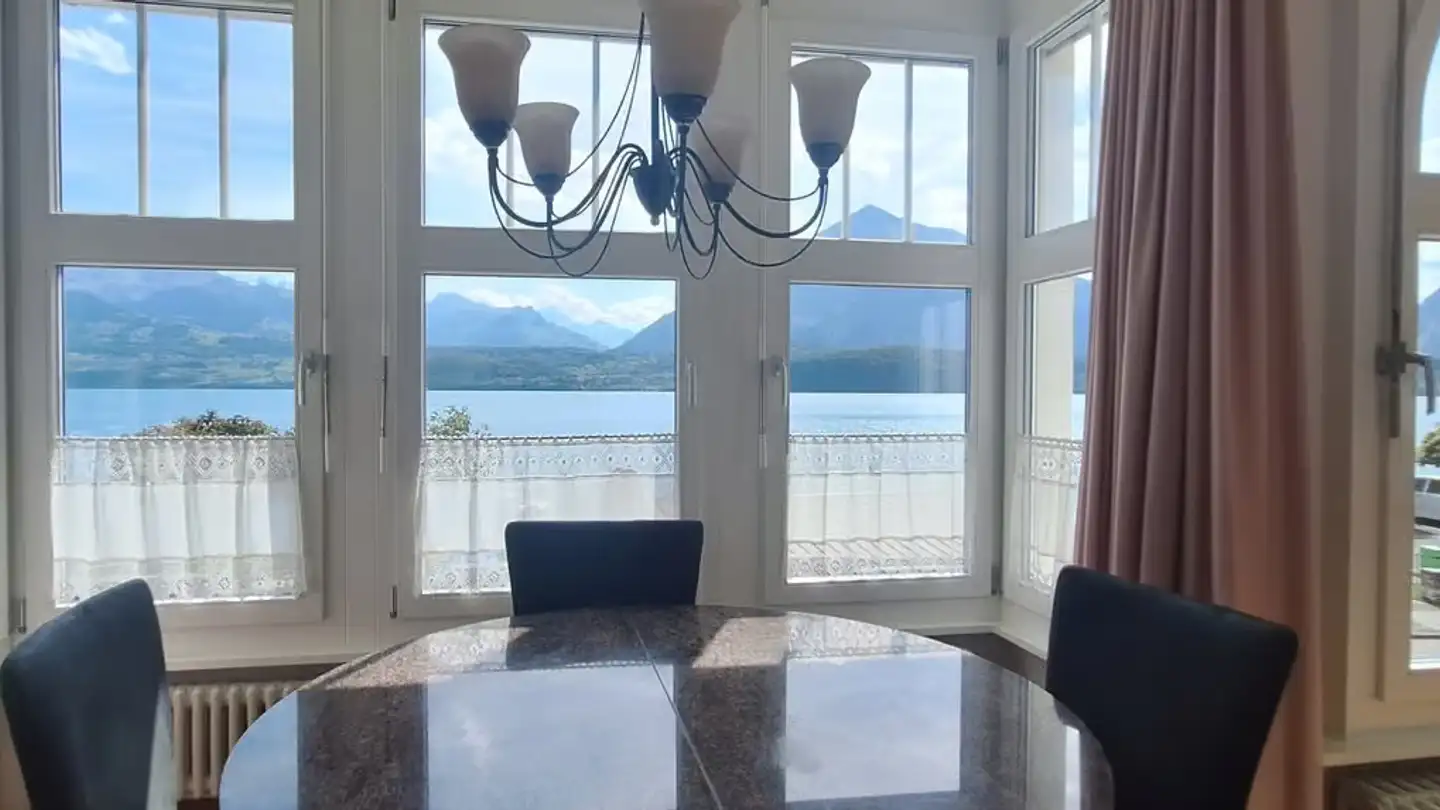 Appartamento in vendita - Seestrasse 33, 3654 Gunten