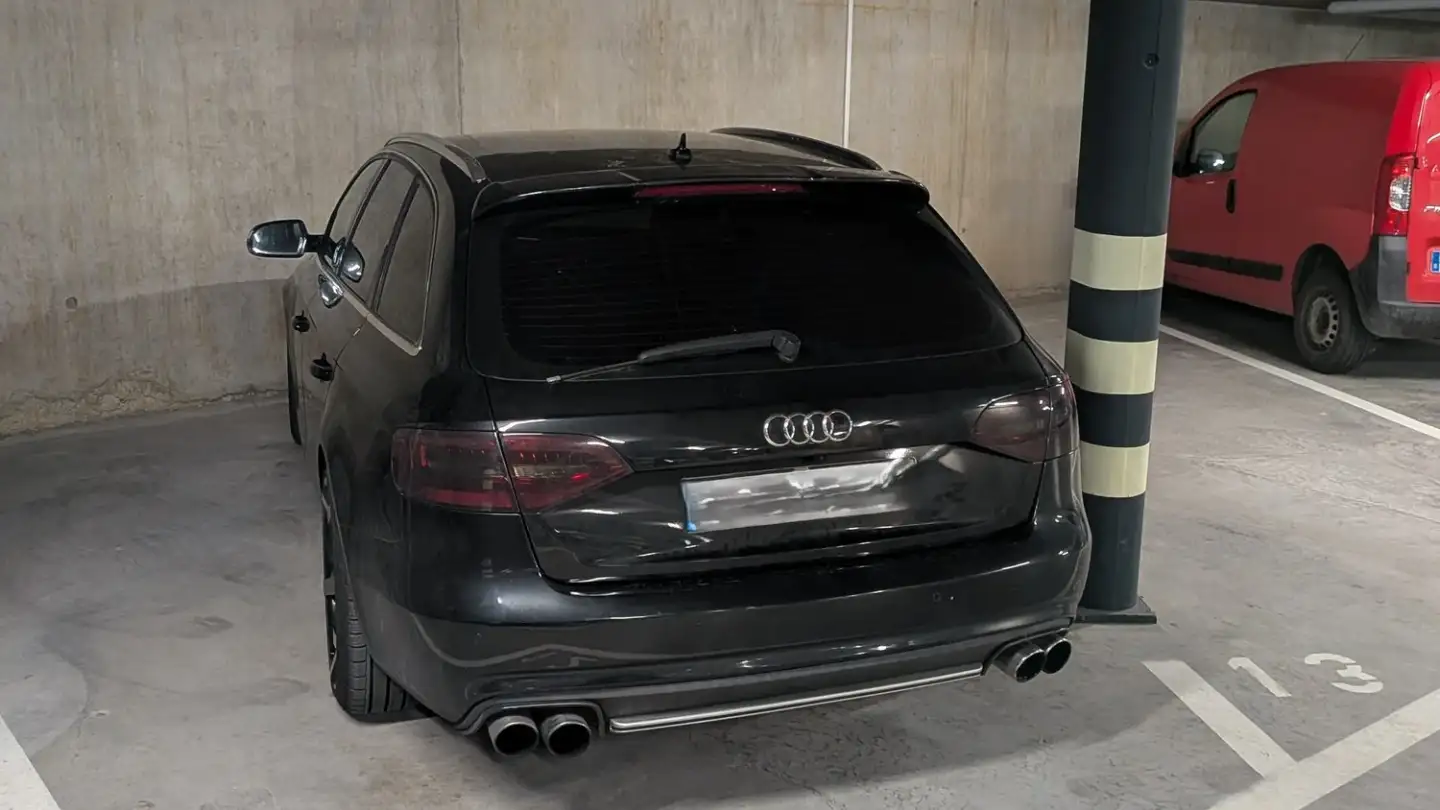 Underground parking space for rent - Rue Du Simplon 5, 1880 Bex