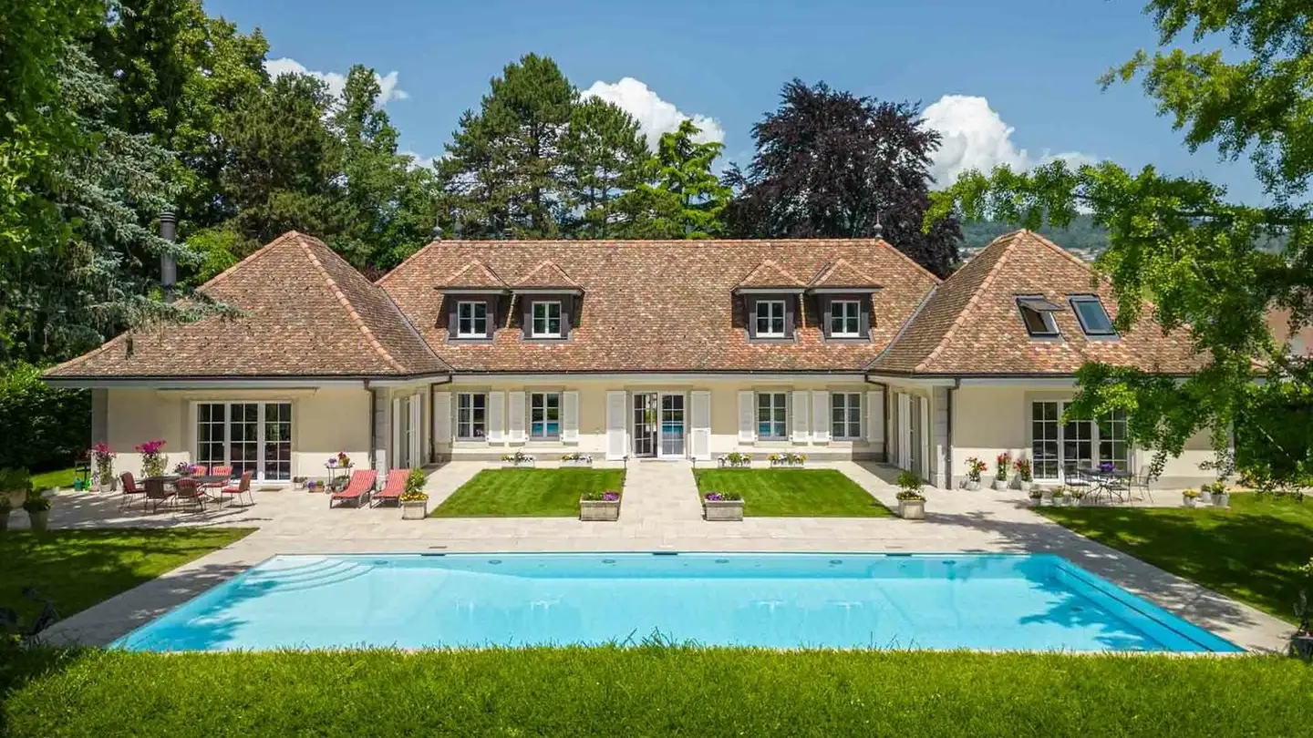 Single house for sale - 1166 Perroy