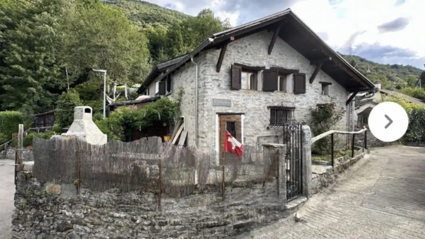 Single house for sale - 6600 Locarno