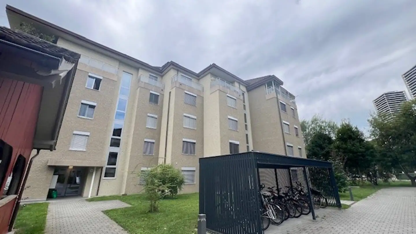 Double garage for rent - Zipartenstrasse, 8600 Dübendorf