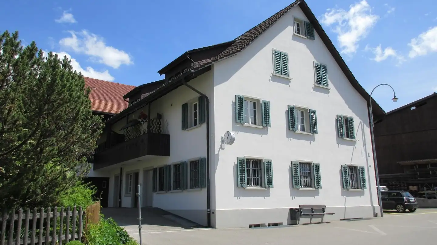 Wohnung mieten - Dorfstrasse 5, 8605 Gutenswil