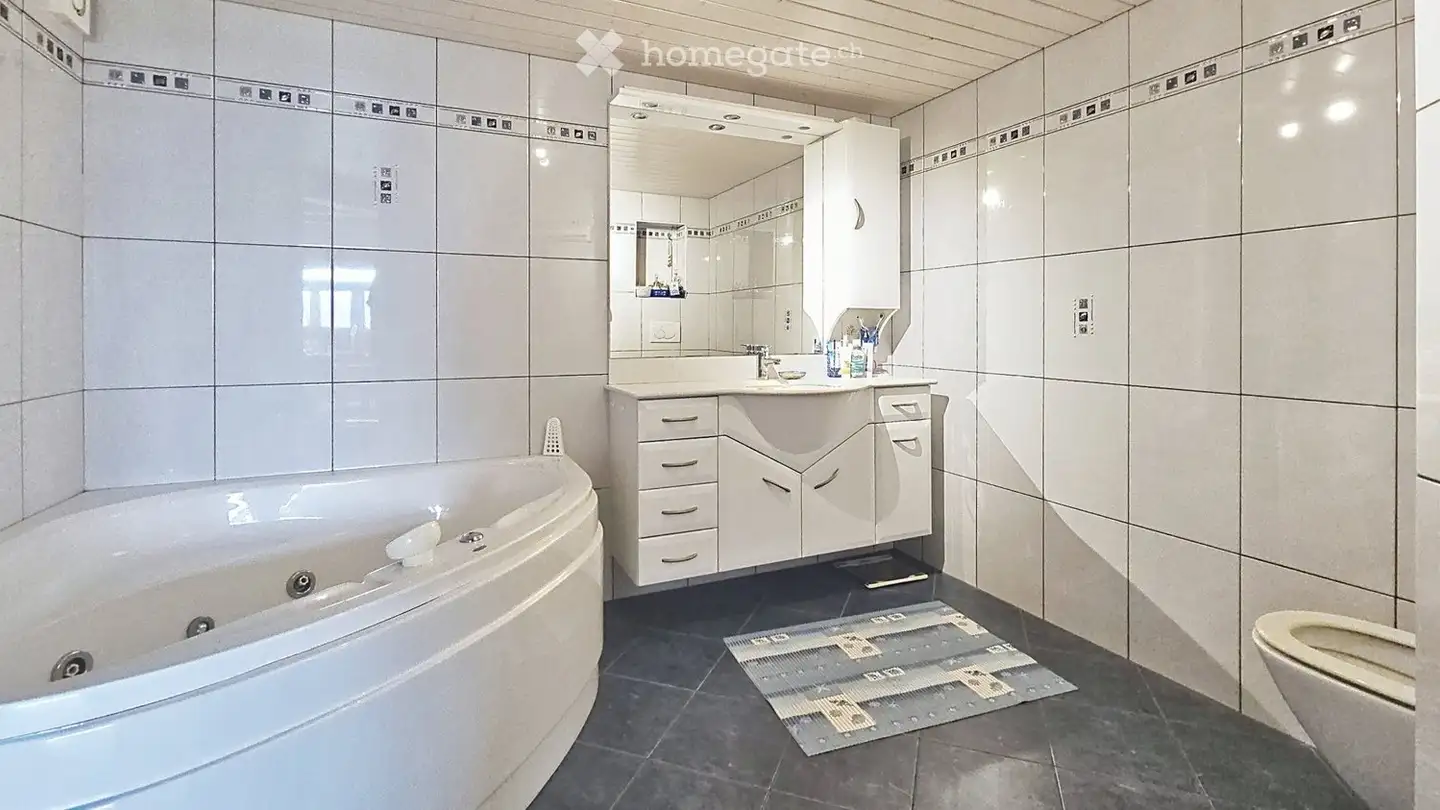 Apartment for rent - Route De La Croix 38, 1589 Chabrey - Photo 4