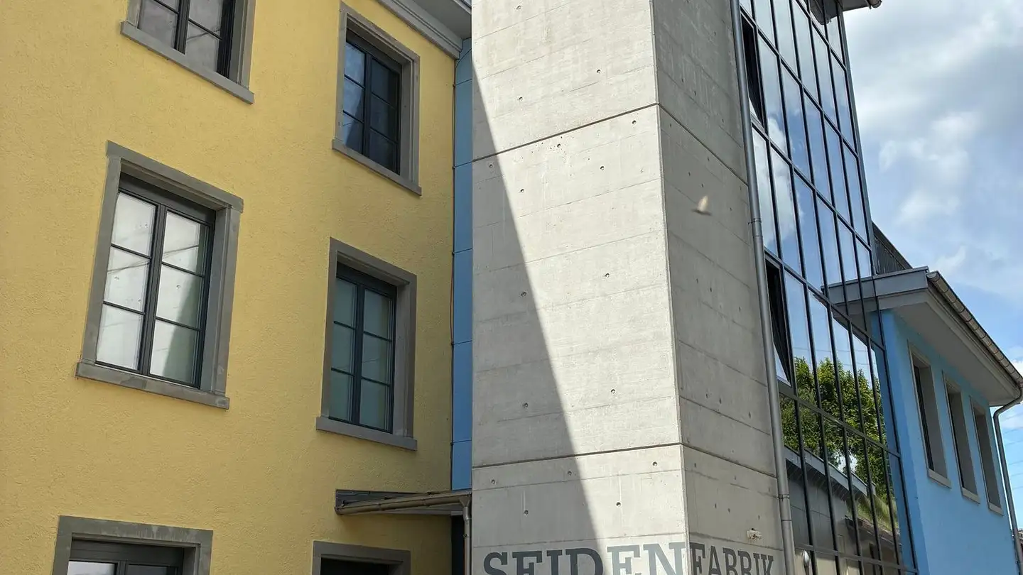 Gewerbe mieten - 8635 Dürnten