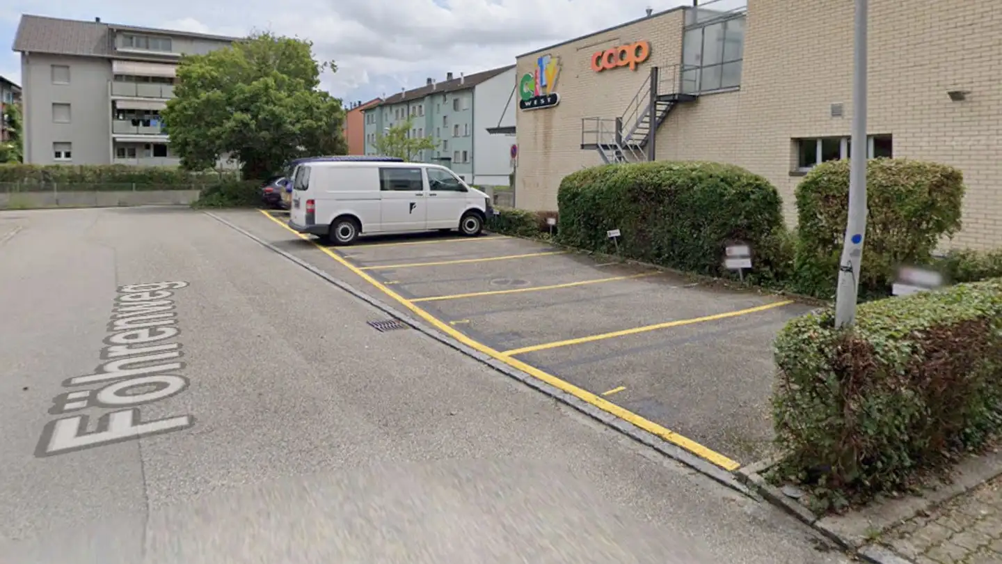 Parkplatz im Freien mieten - Föhrenweg, 4500 Solothurn
