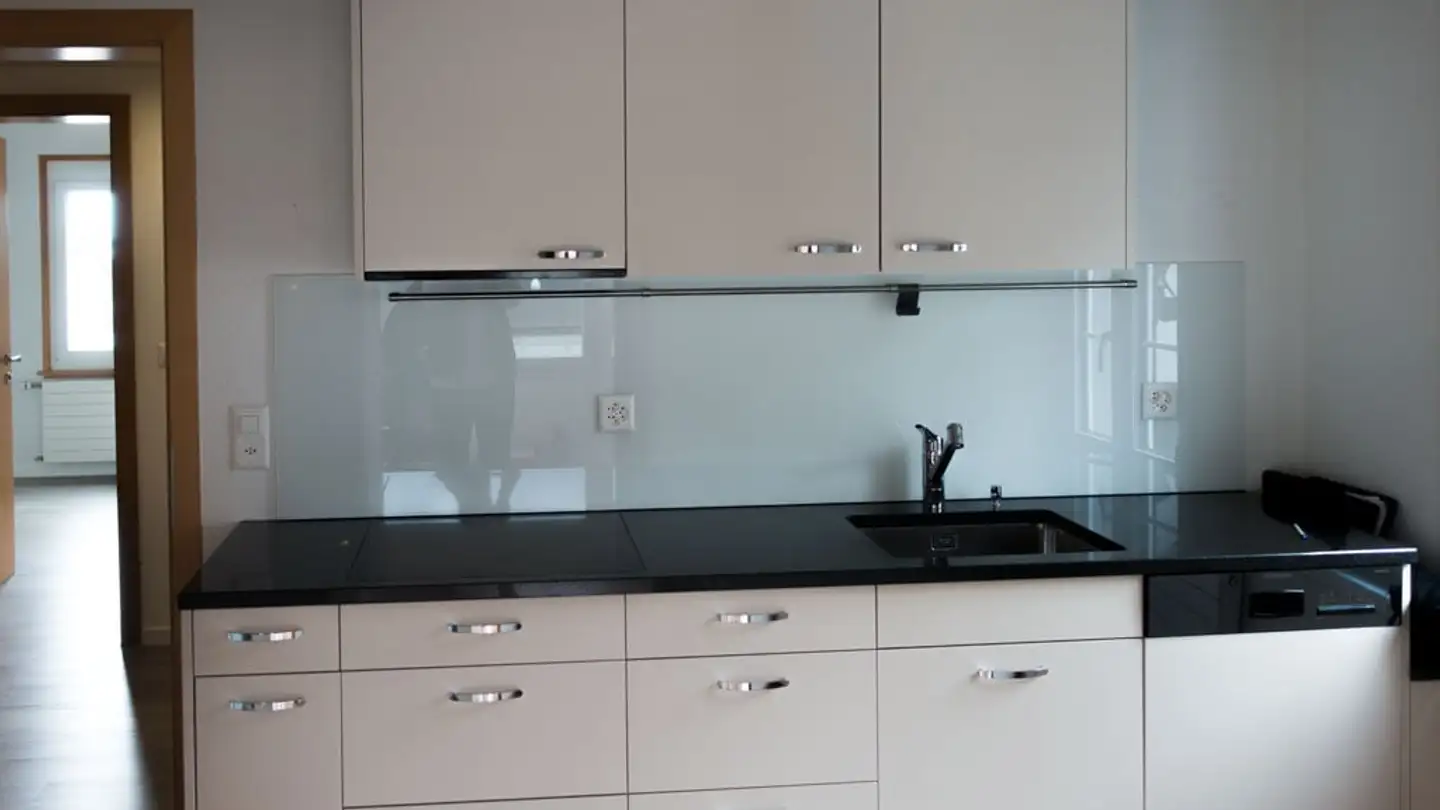 Attic flat for rent - Hauptstrasse 10, 8867 Niederurnen - Photo 2