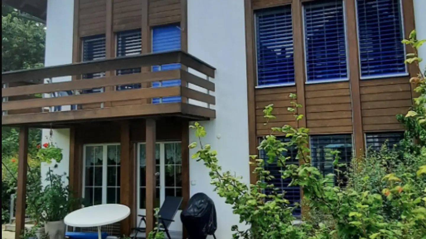 Doppelhaushälfte mieten - Lindenbühl 165a, 3635 Uebeschi