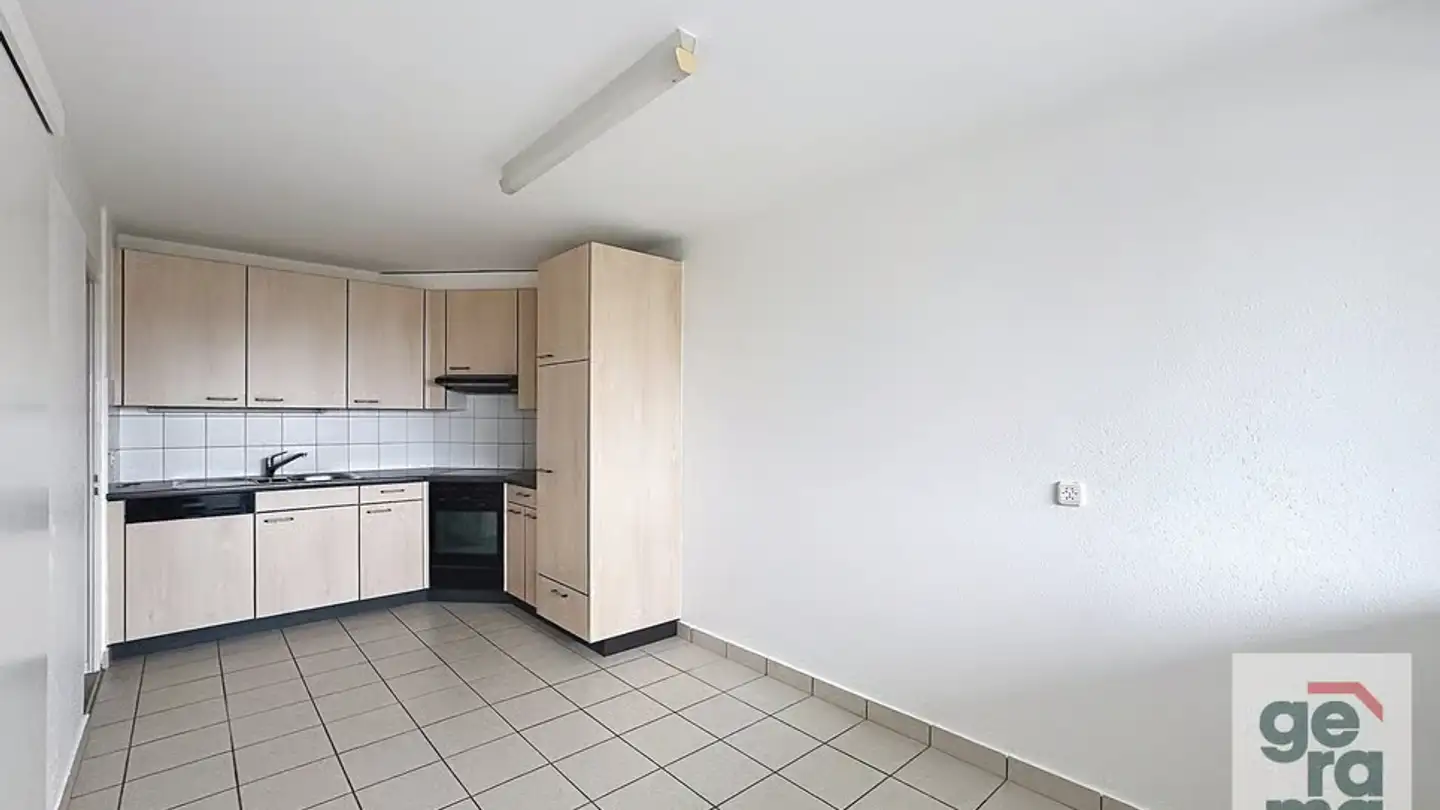 Apartment for rent - Avenue Jean-Bourgknecht 12, 1700 Fribourg - Photo 3