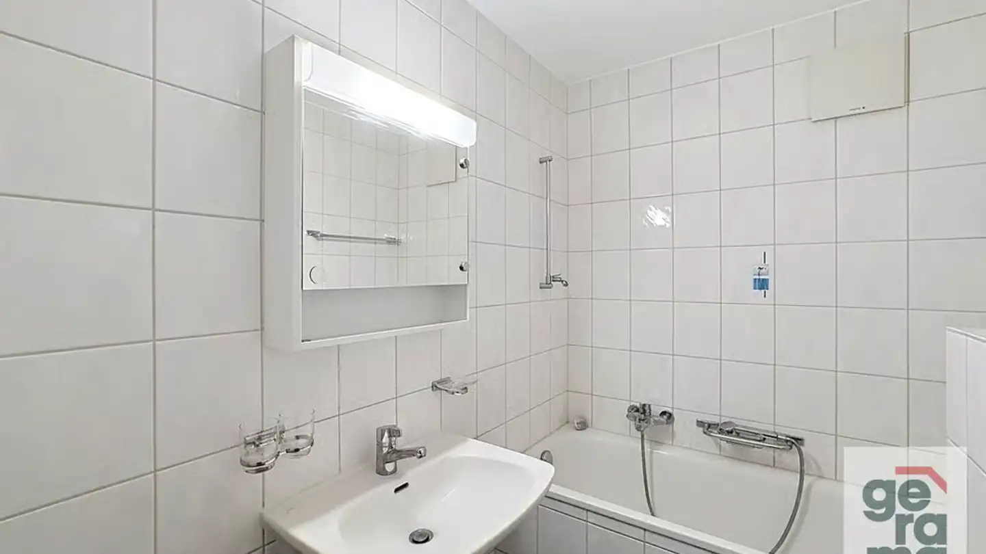 Apartment for rent - Avenue Jean-Bourgknecht 12, 1700 Fribourg - Photo 4