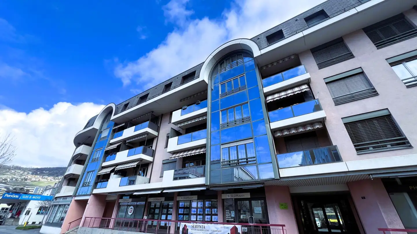 Commercial for rent - 1800 Vevey
