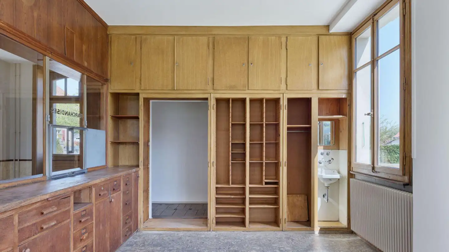 Workshop for rent - Place De La Gare 1, 1773 Léchelles