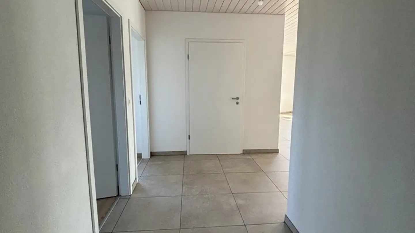 Appartamento in affitto - Route de Grandcour 210, 1475 Montbrelloz - Foto 2