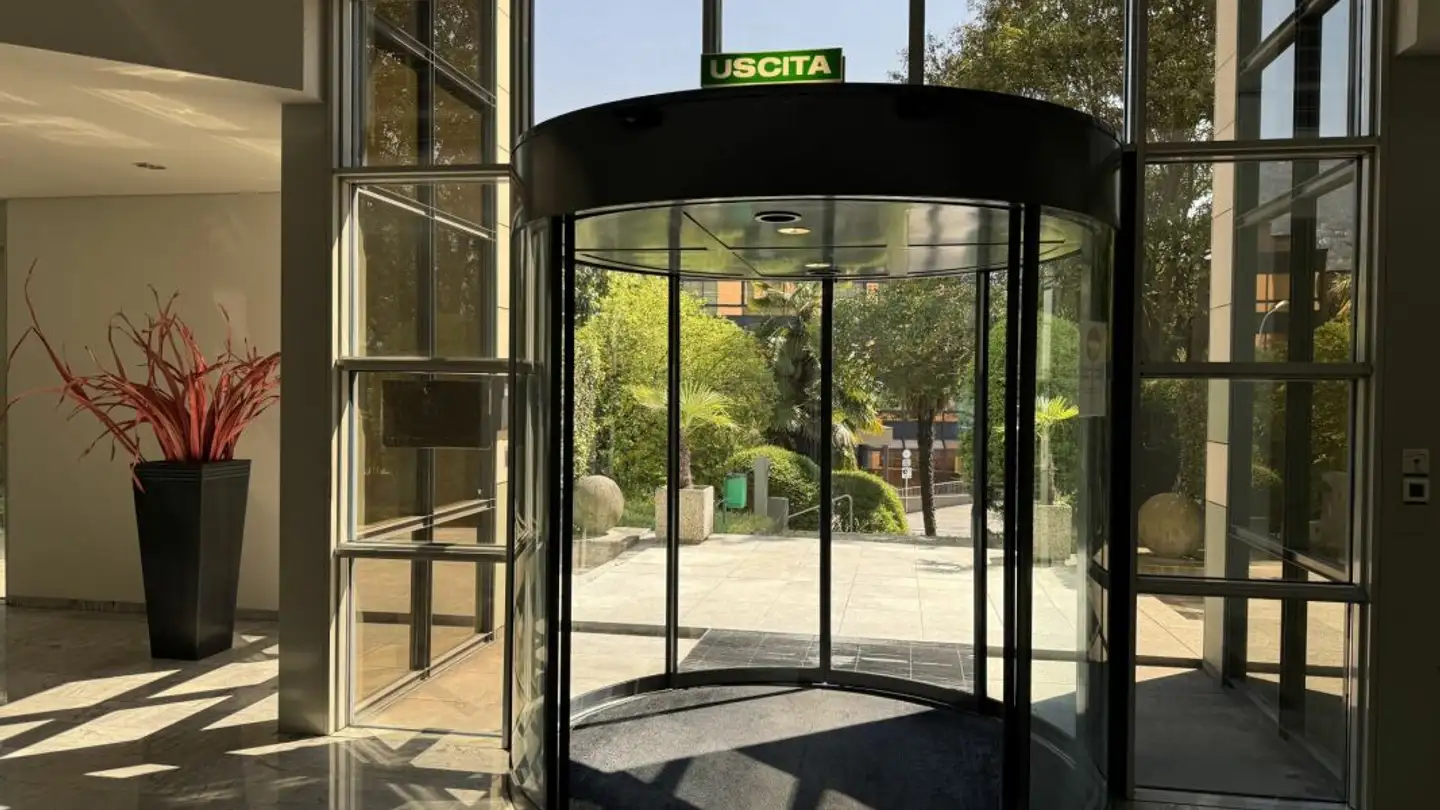 Apartment for rent - Via San Gottardo 10, 6900 Lugano - Photo 3