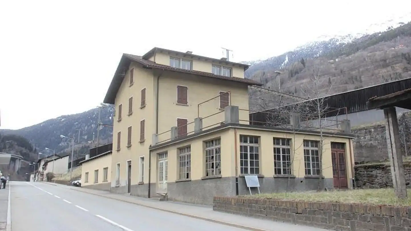 Edificio residenziale in vendita - 6760 Faido - Photo 2