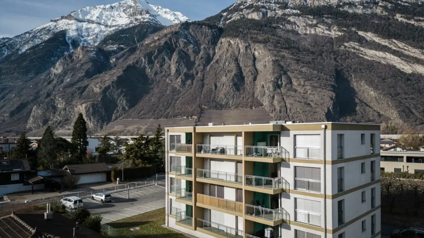 Apartment for sale - 1907 Saxon