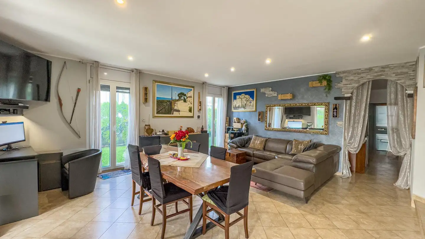 Semi-detached house for sale - 6818 Melano - Photo 2