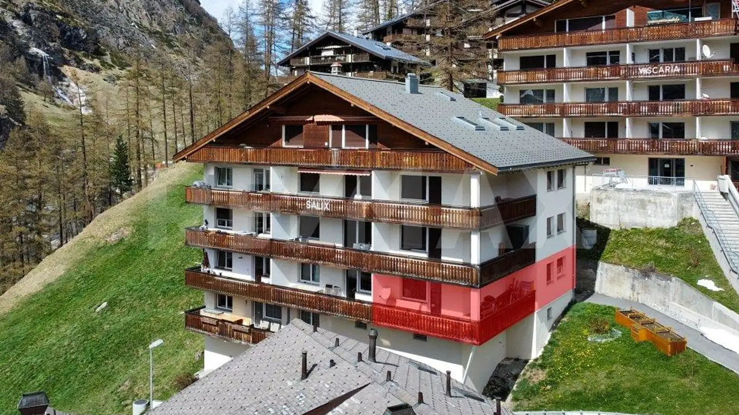 Furnished apartment for sale - 3920 Zermatt - Photo 2