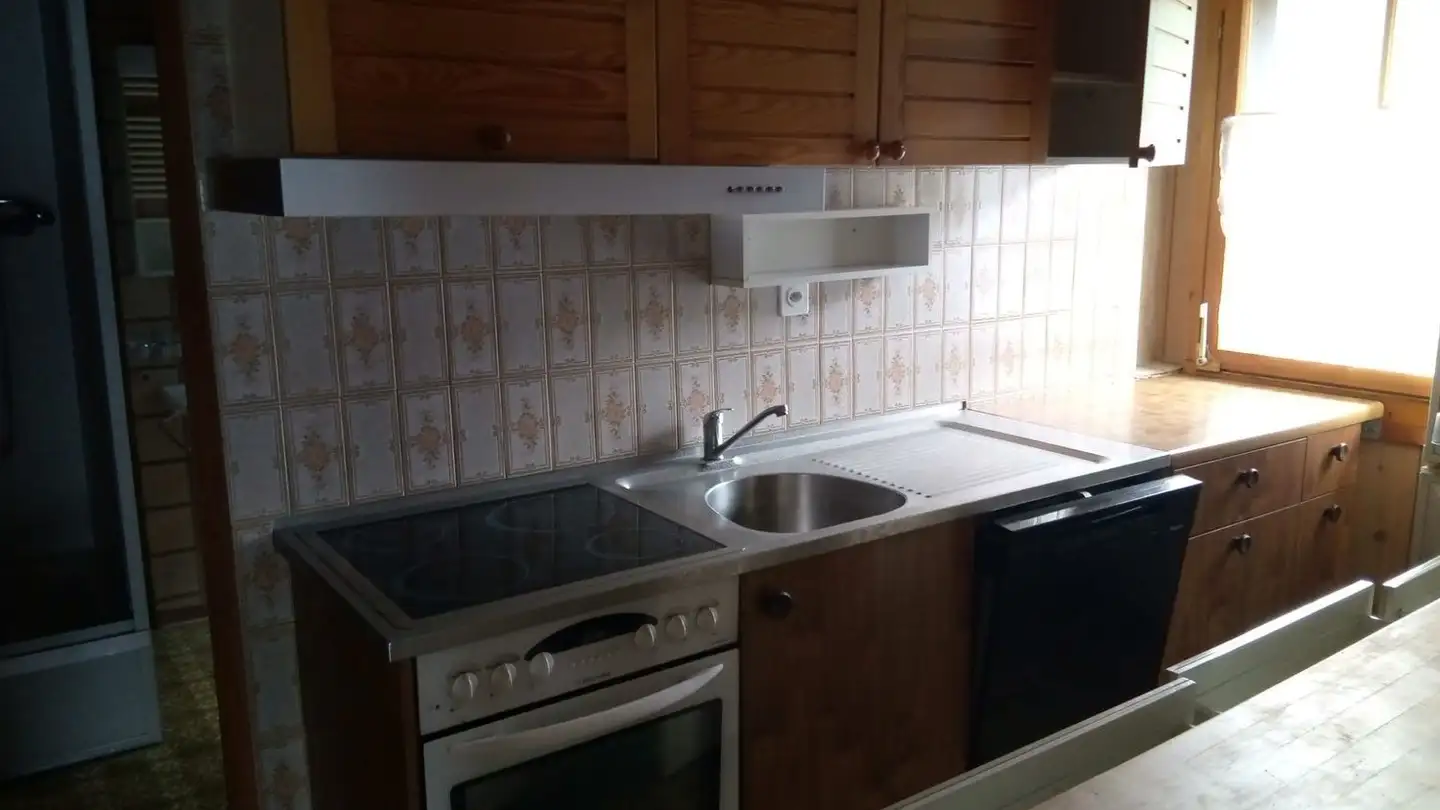 Attic flat for rent - Girenbadstrasse 3, 8488 Turbenthal - Photo 2