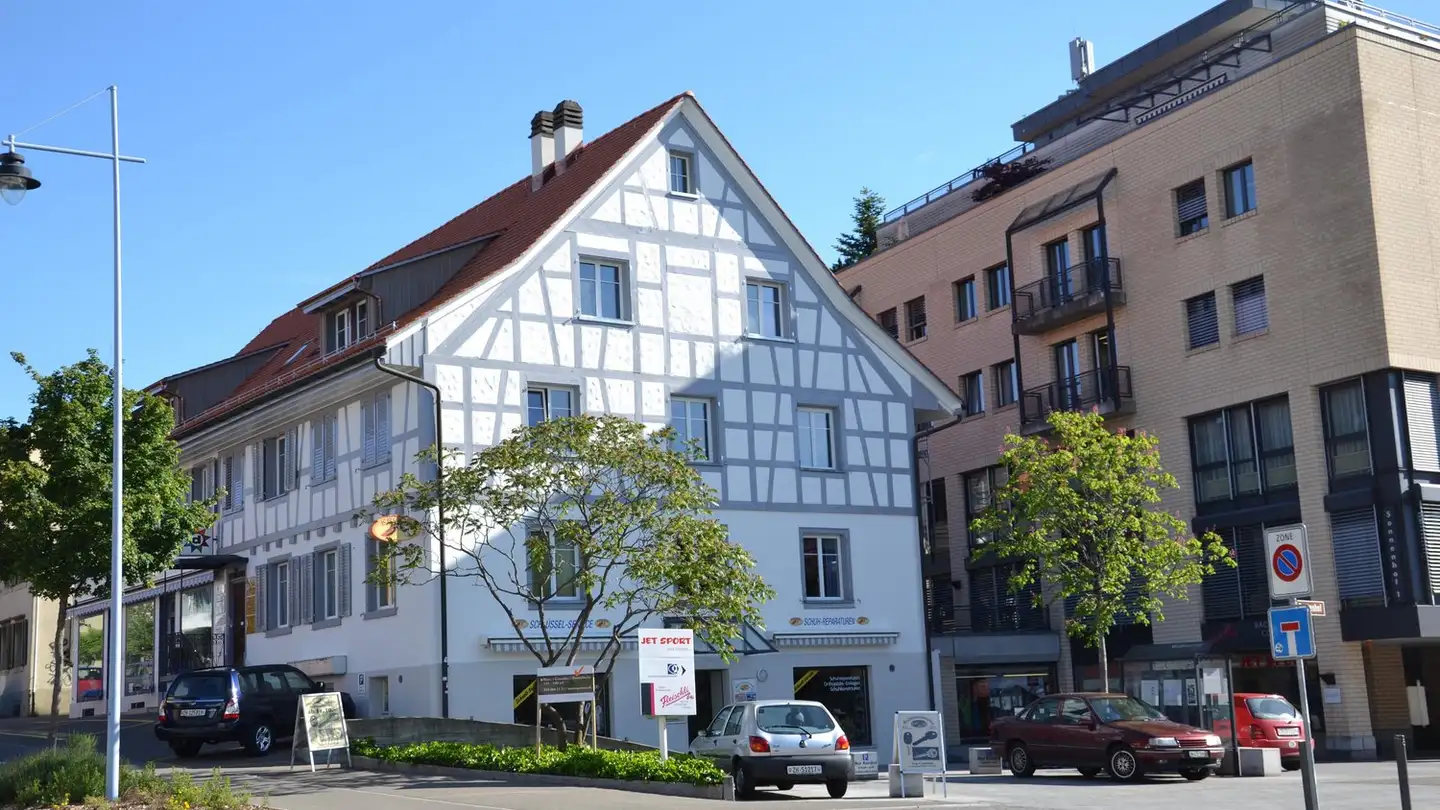 Apartment for rent - Bahnhofstrasse 34, 8180 Bülach - Photo 2