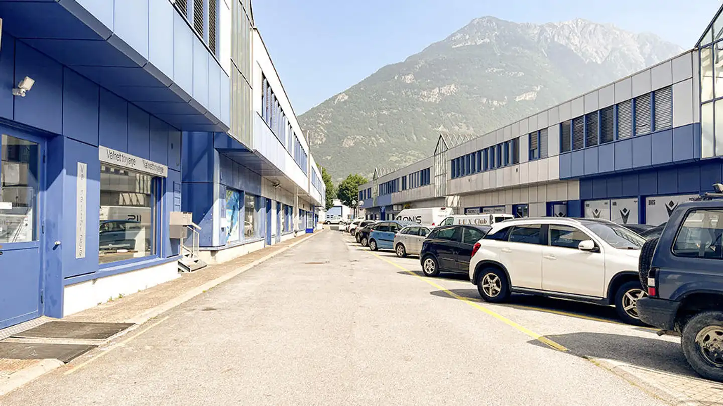 Shop for sale - 1920 Martigny