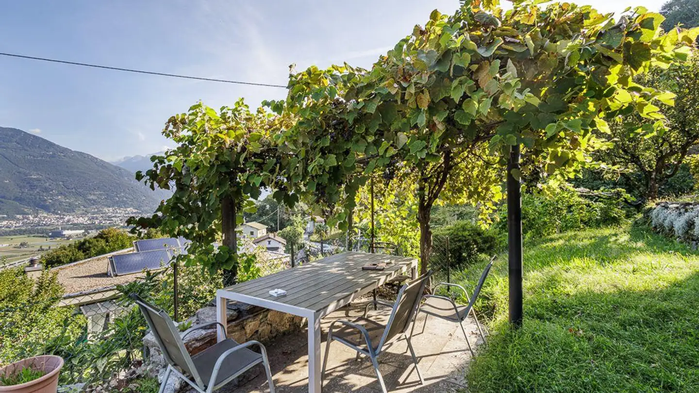 Single house for sale - 6592 S. Antonino