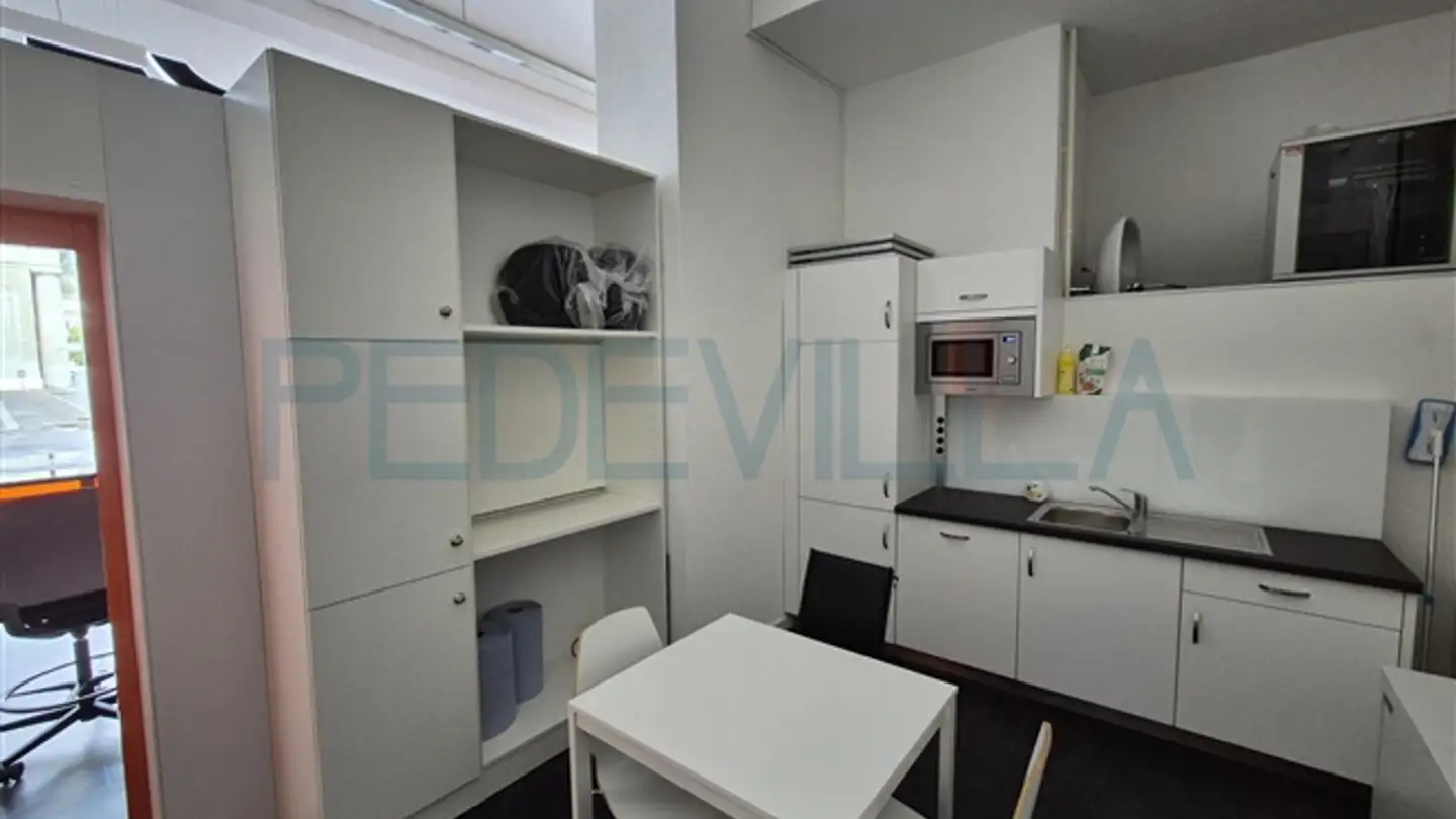 Appartement à louer - Place De La Gare / Bahnhofplatz 8, 2502 Biel/Bienne - Photo 2