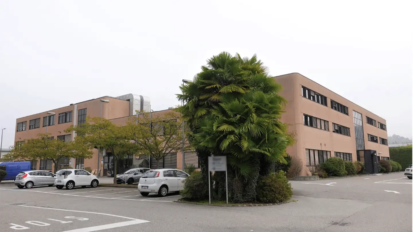Fabbrica in affitto - Via Strecce 4, 6934 Bioggio