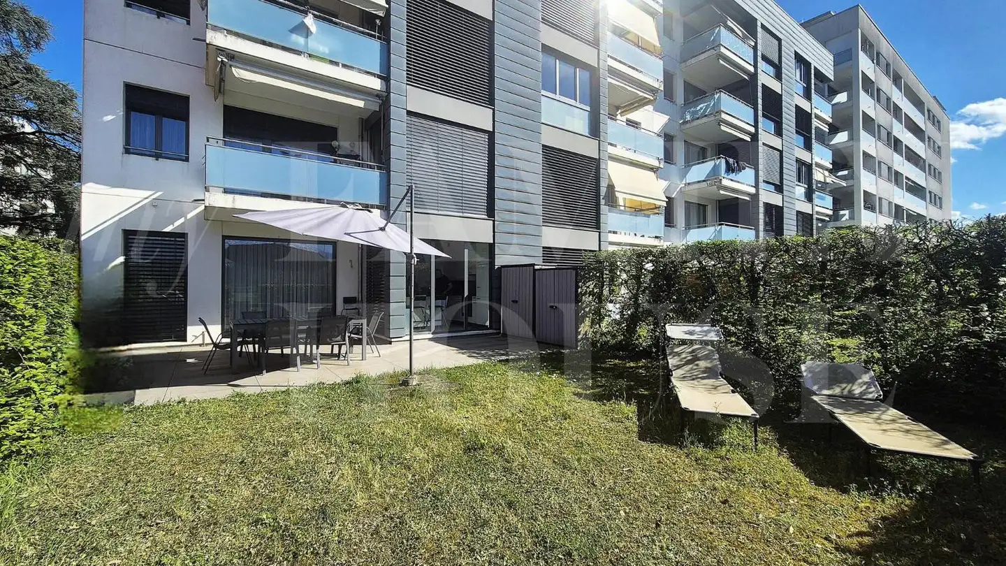 Appartamento in vendita - 1219 Châtelaine