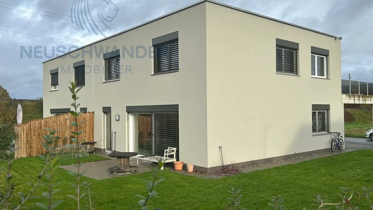 Maison en terrasse à louer - La Combatte 4b, 2950 Courgenay