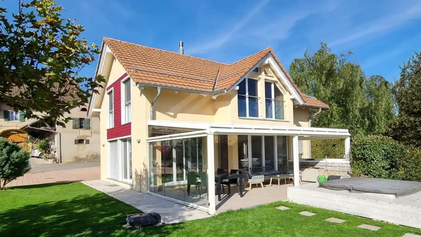 Single house for sale - 1316 Chevilly