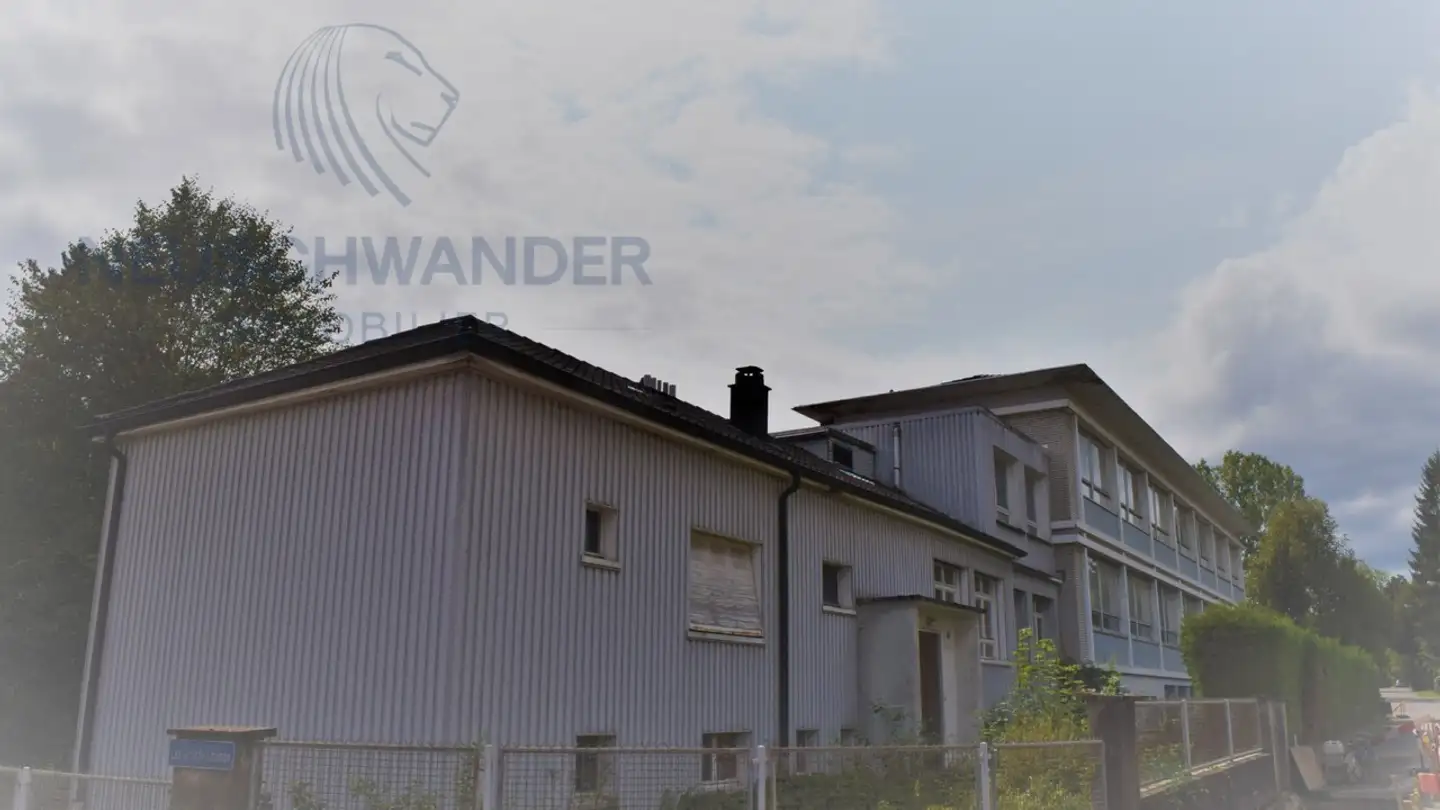 Mixed-use building for sale - 2900 Porrentruy