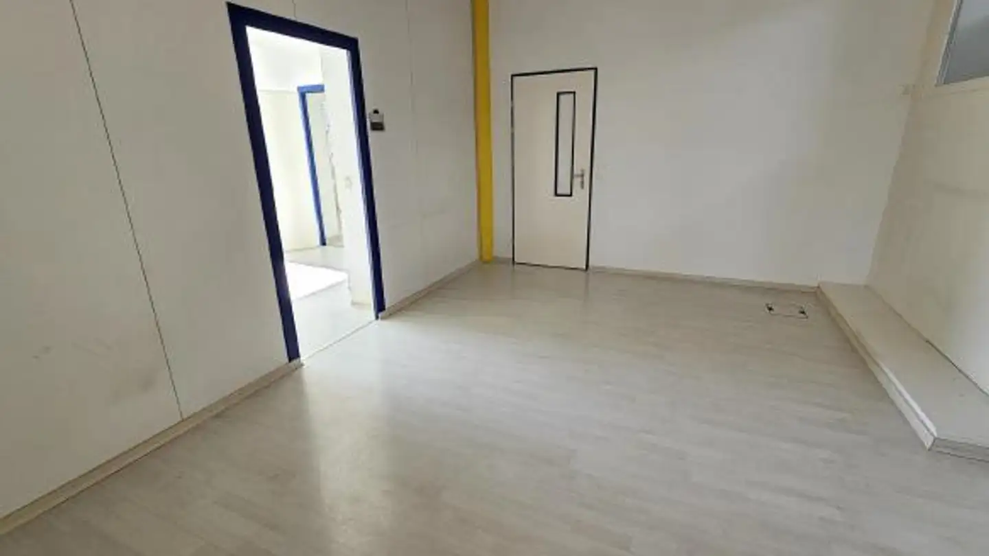 Commercial à louer - Gewerbestrasse 6, 6314 Unterägeri - Photo 4