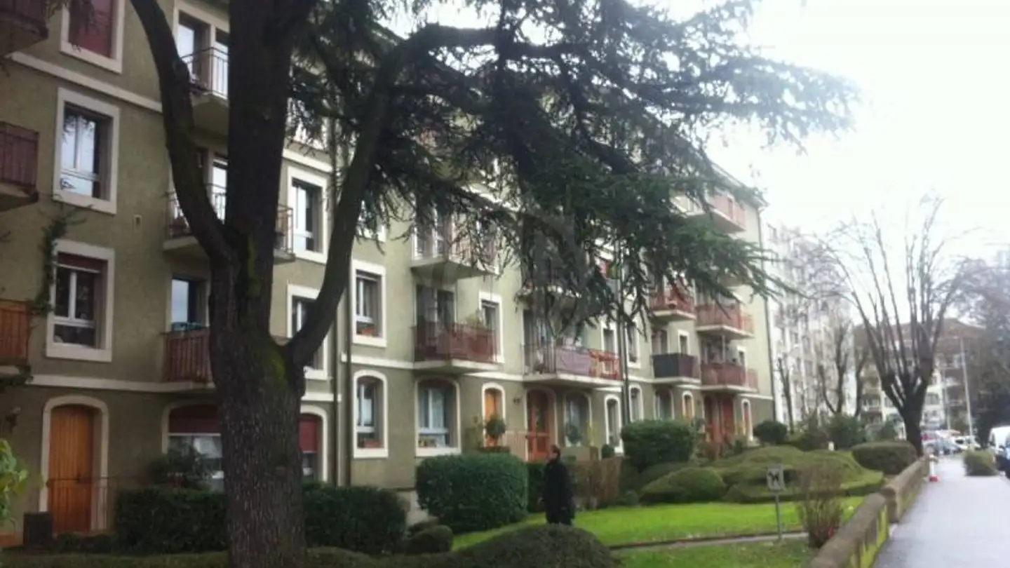 Espace de stockage à louer - Place D' Armes 12, 1227 Carouge GE