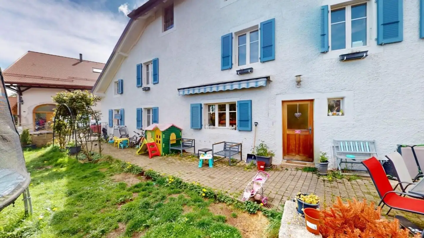 Villa for sale - 1355 L'Abergement