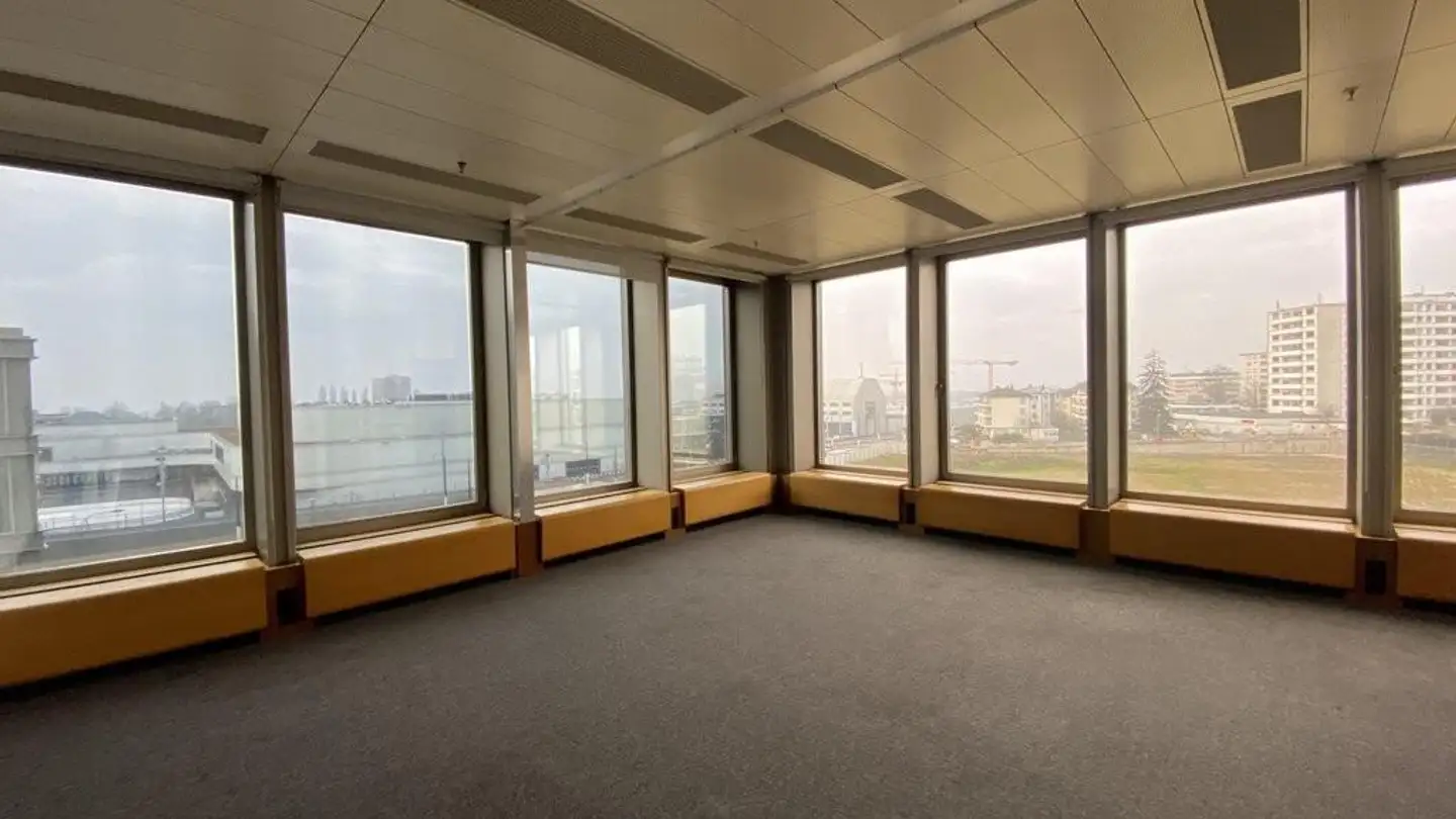 Office space for rent - Route Des Flumeaux 45, 1008 Prilly