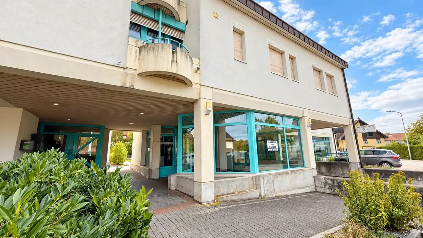 Commercial à vendre - 2854 Bassecourt