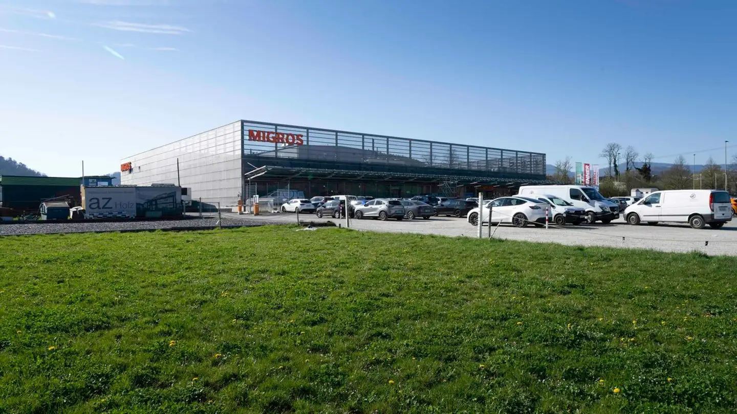 Gewerbe mieten - Grüngenstrasse 1, 4416 Bubendorf