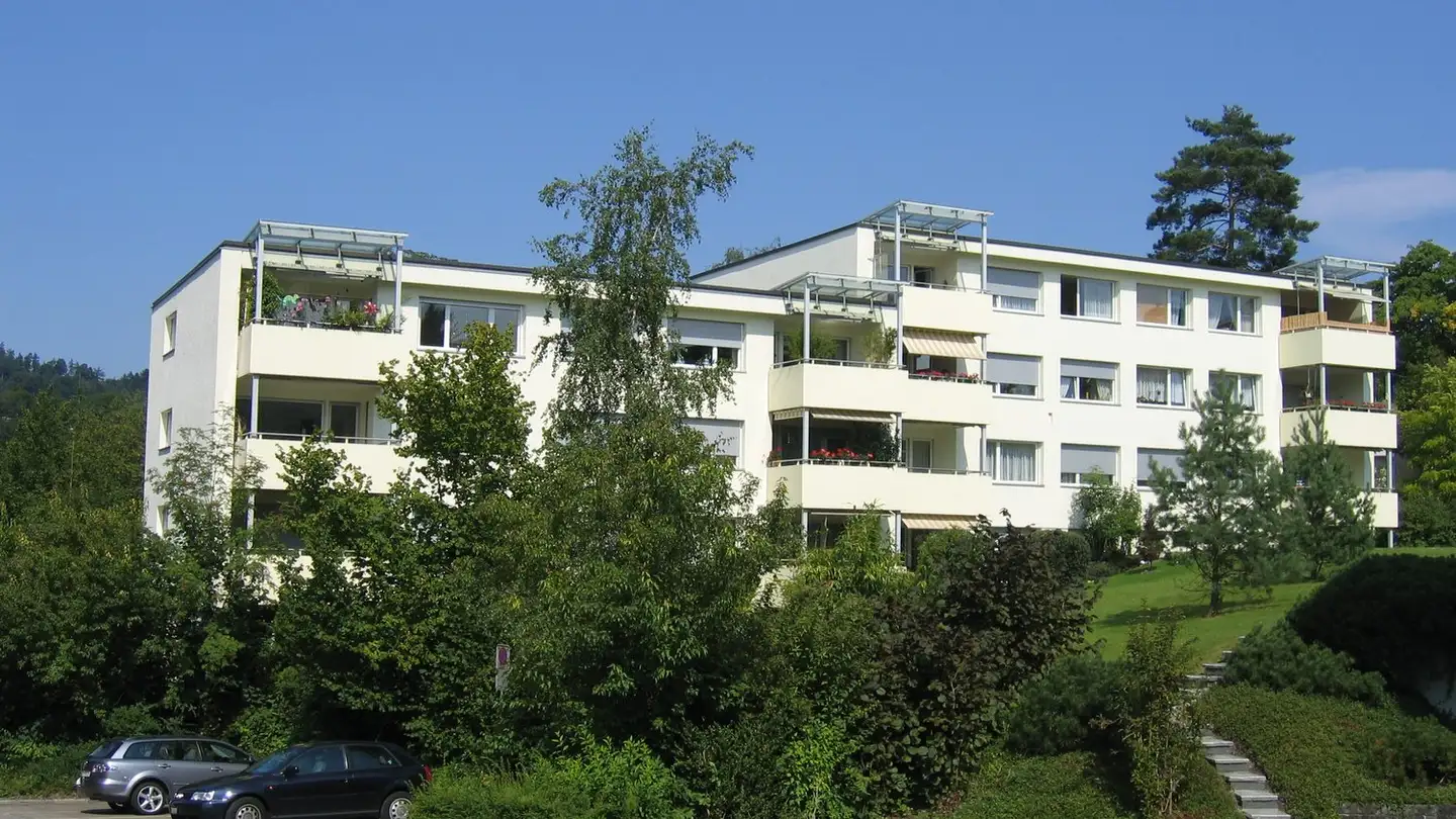 Parkplatz im Freien mieten - Trichtenhauser Strasse, 8125 Zollikerberg