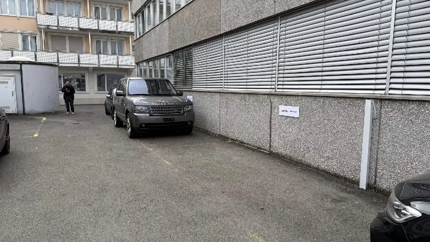 Outdoor parking space for rent - Zypressenstrasse 60, 8004 Zürich - Photo 3