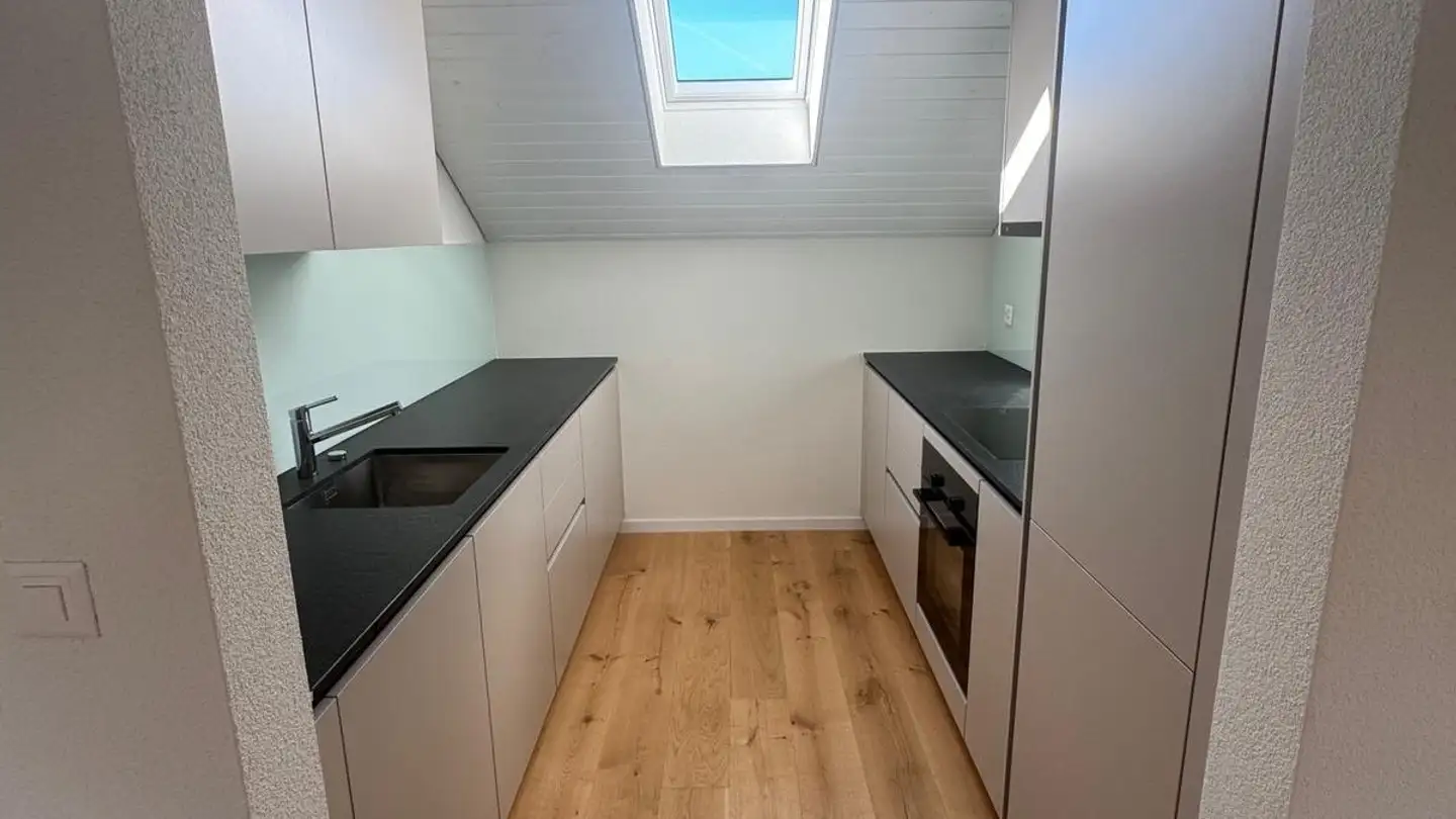 Attic flat for rent - Höhenweg 7, 2540 Grenchen