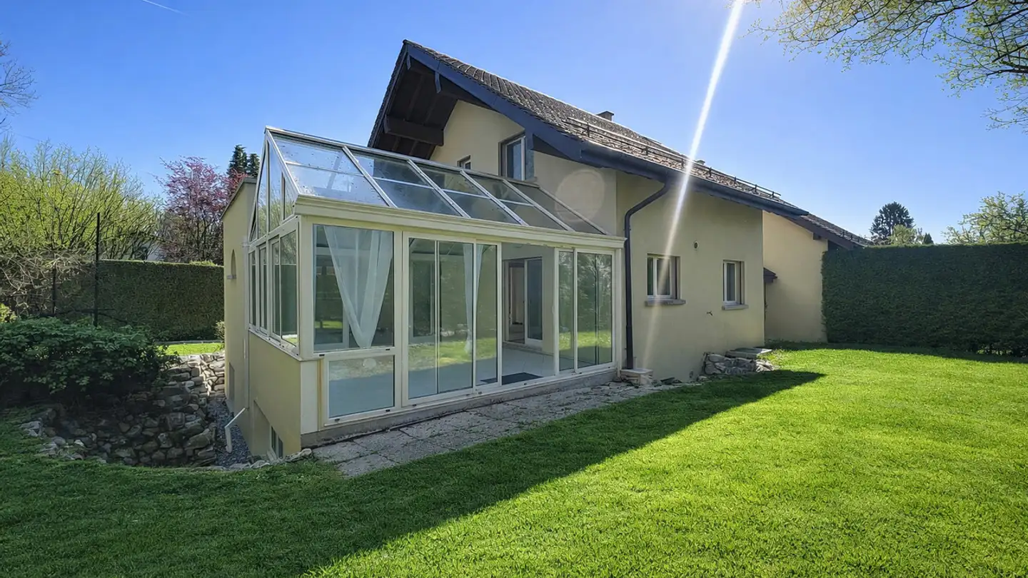 Maison en terrasse à louer - 1292 Chambésy