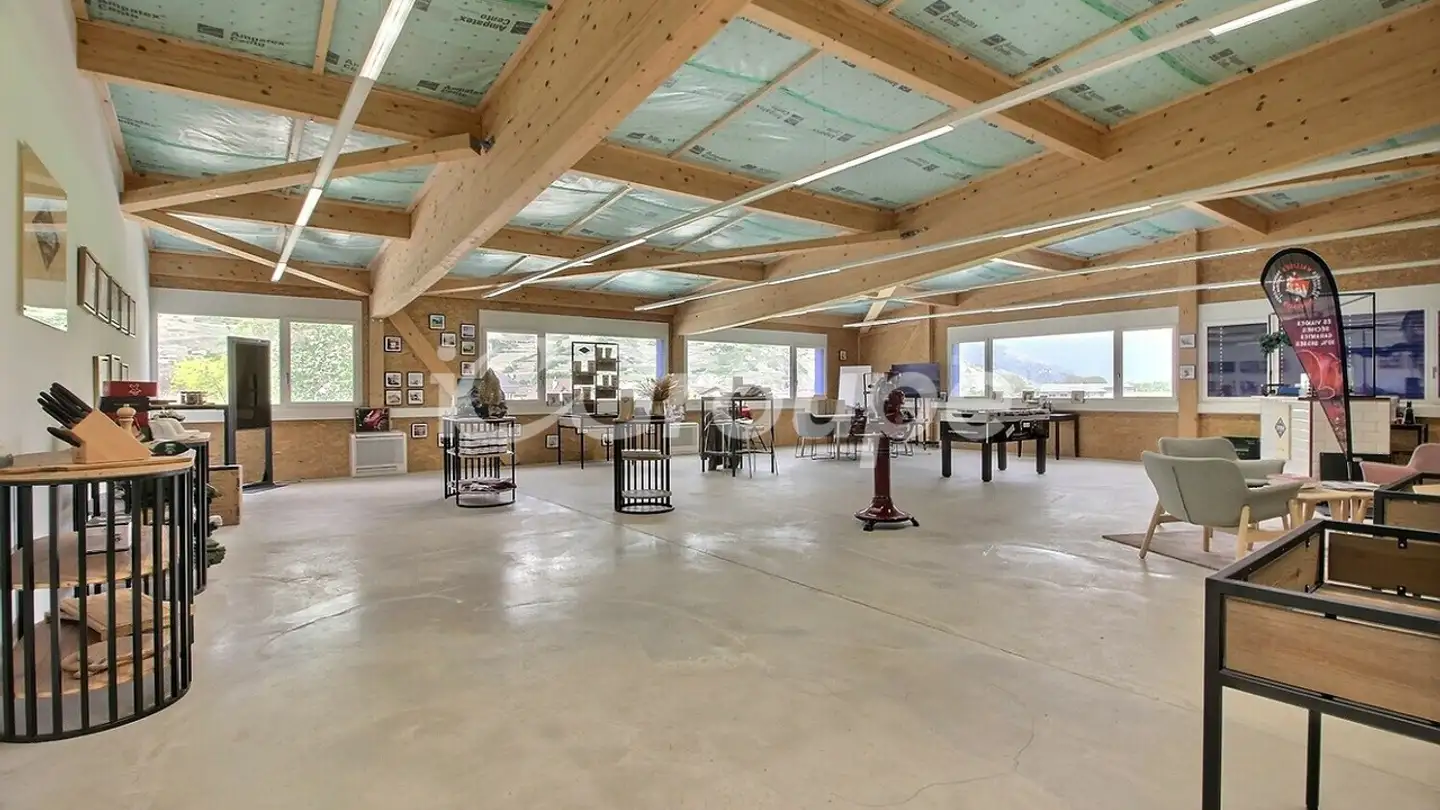 Commercial for rent - Route De La Californie 46, 1958 St-Léonard