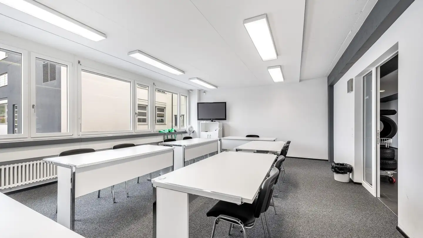 Bürofläche mieten - Zürcherstrasse 109, 8952 Schlieren - Foto 2